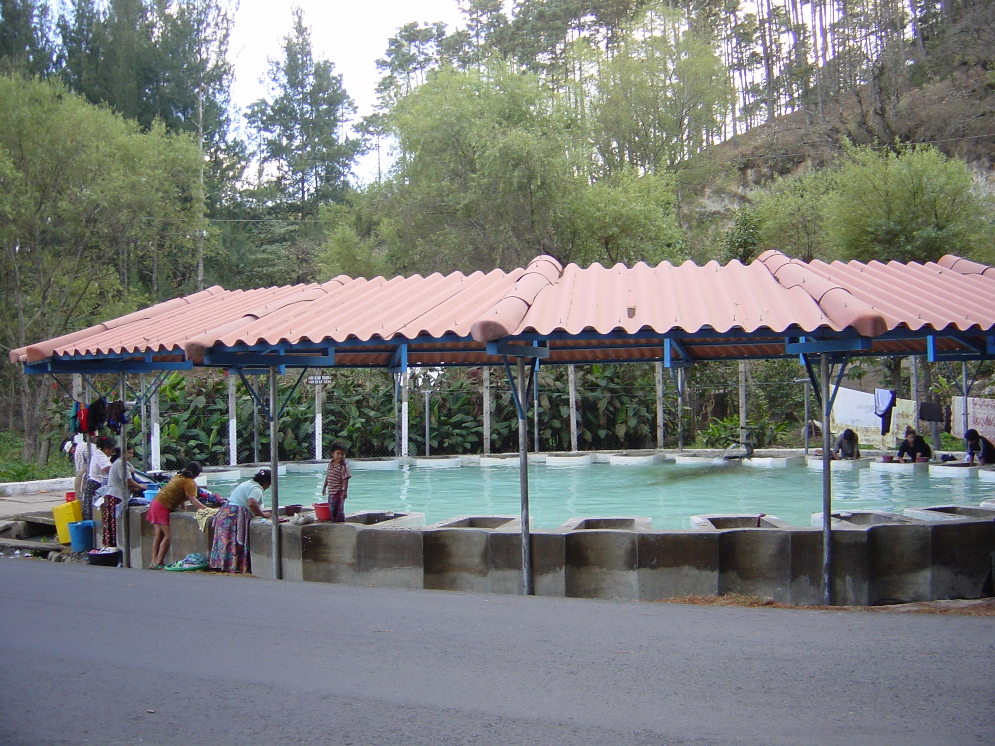 The new hoover wash-a-matic out on public trial in Guatemala