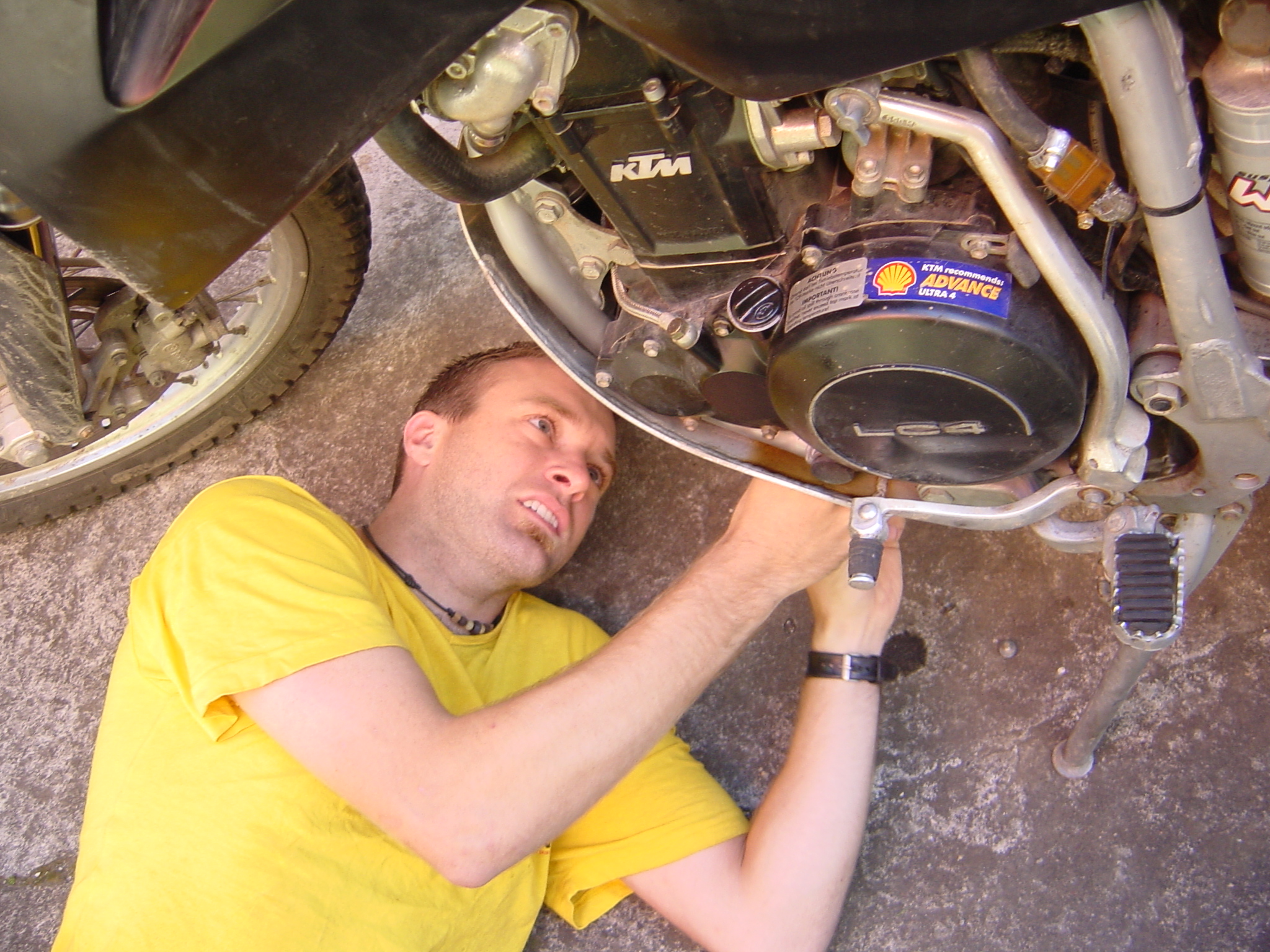 Oil outside the engine is always a worry. Problem identified as the oil bleed screw on the frame not done up tightly by the mechanic who helped us - close call, but oil level in engine was still ok