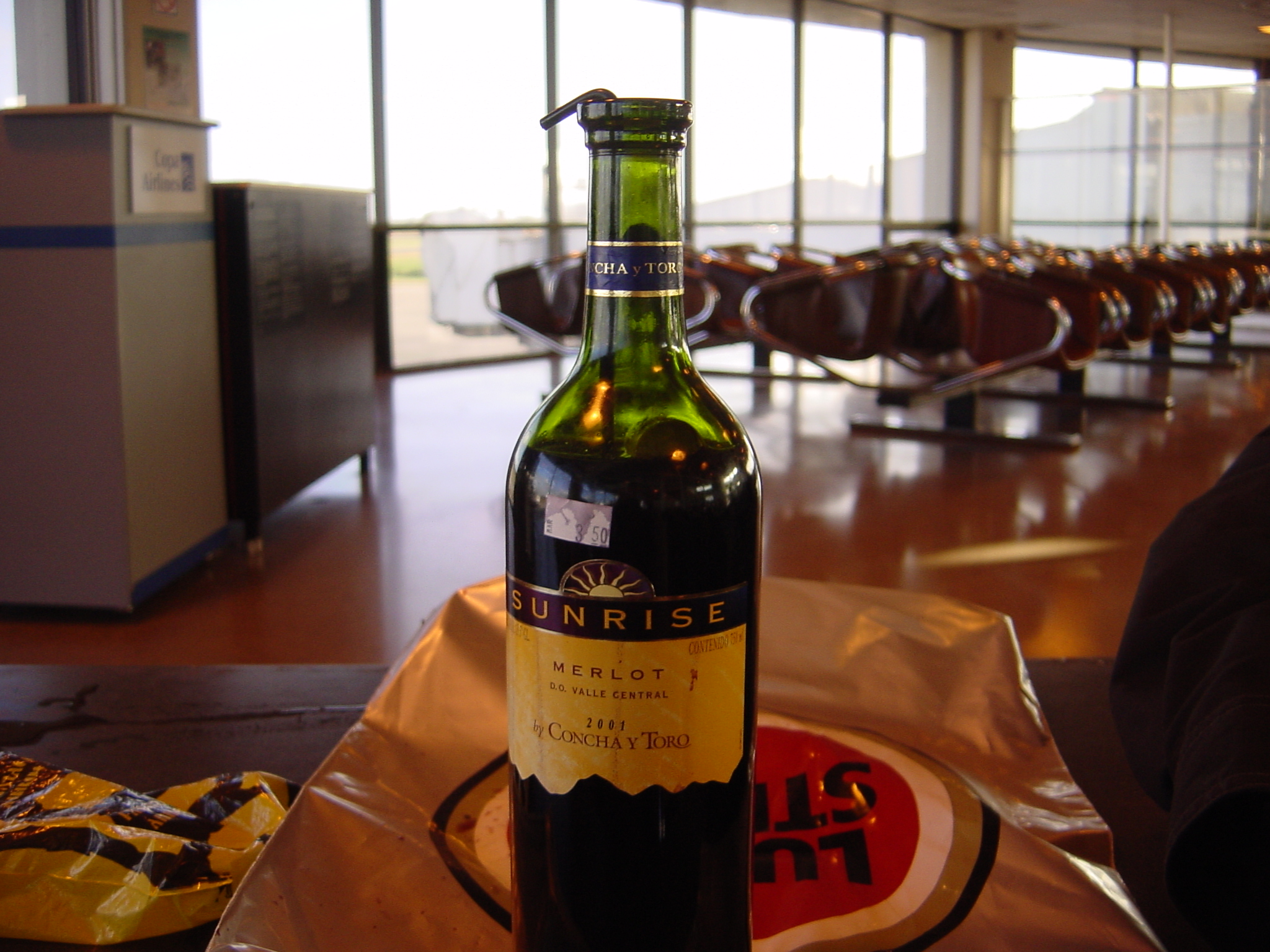 This Chilean export, a pack of cards and close proximity to the departure gate enabled us to fill in 5 hours until our plane left, and with us on it even. 