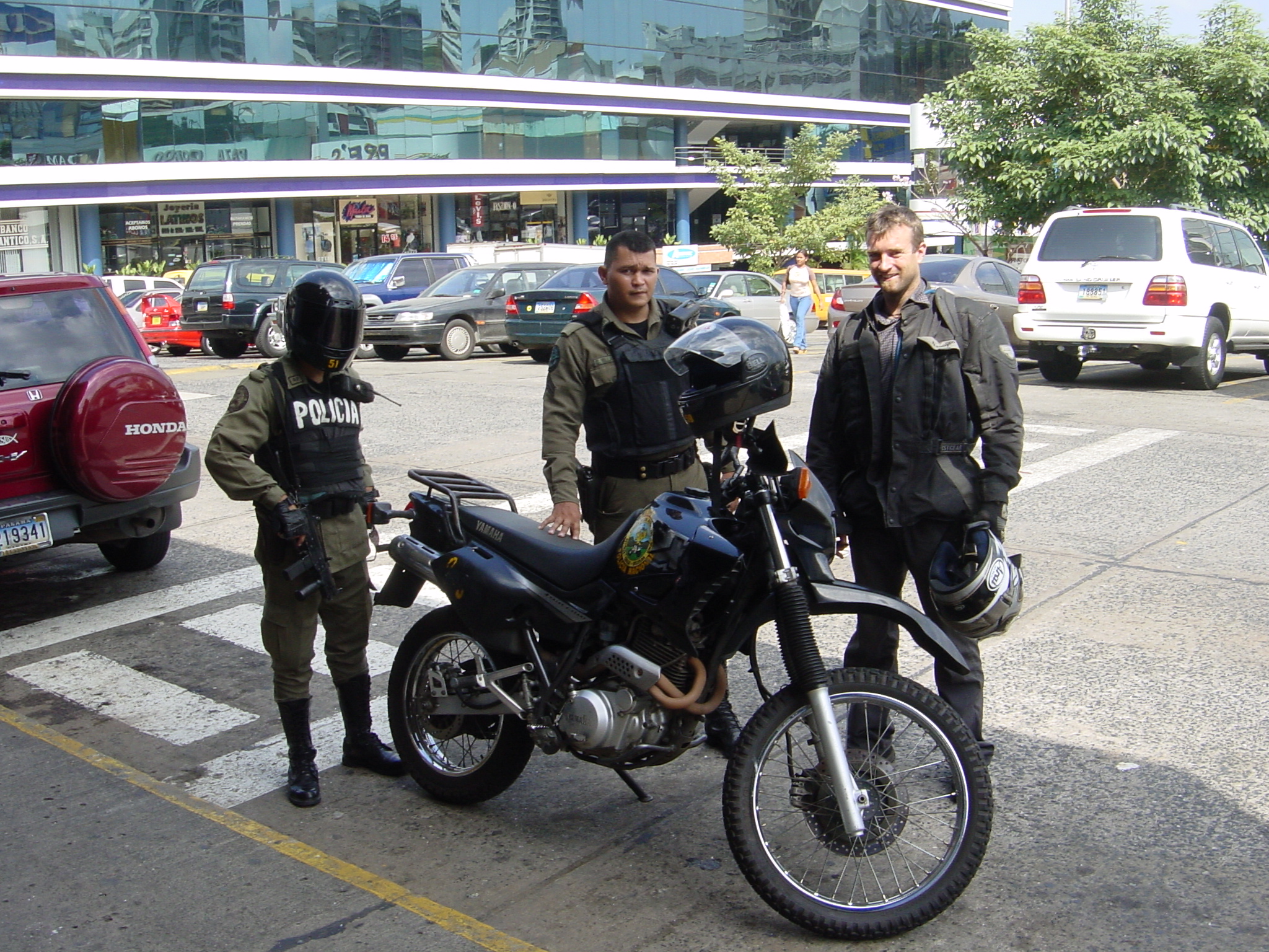 We were finally getting respect on the Panama roads, I think it had something to do with us looking like the Panama police - black bike, jackets and helmets, but minus the machine gun.