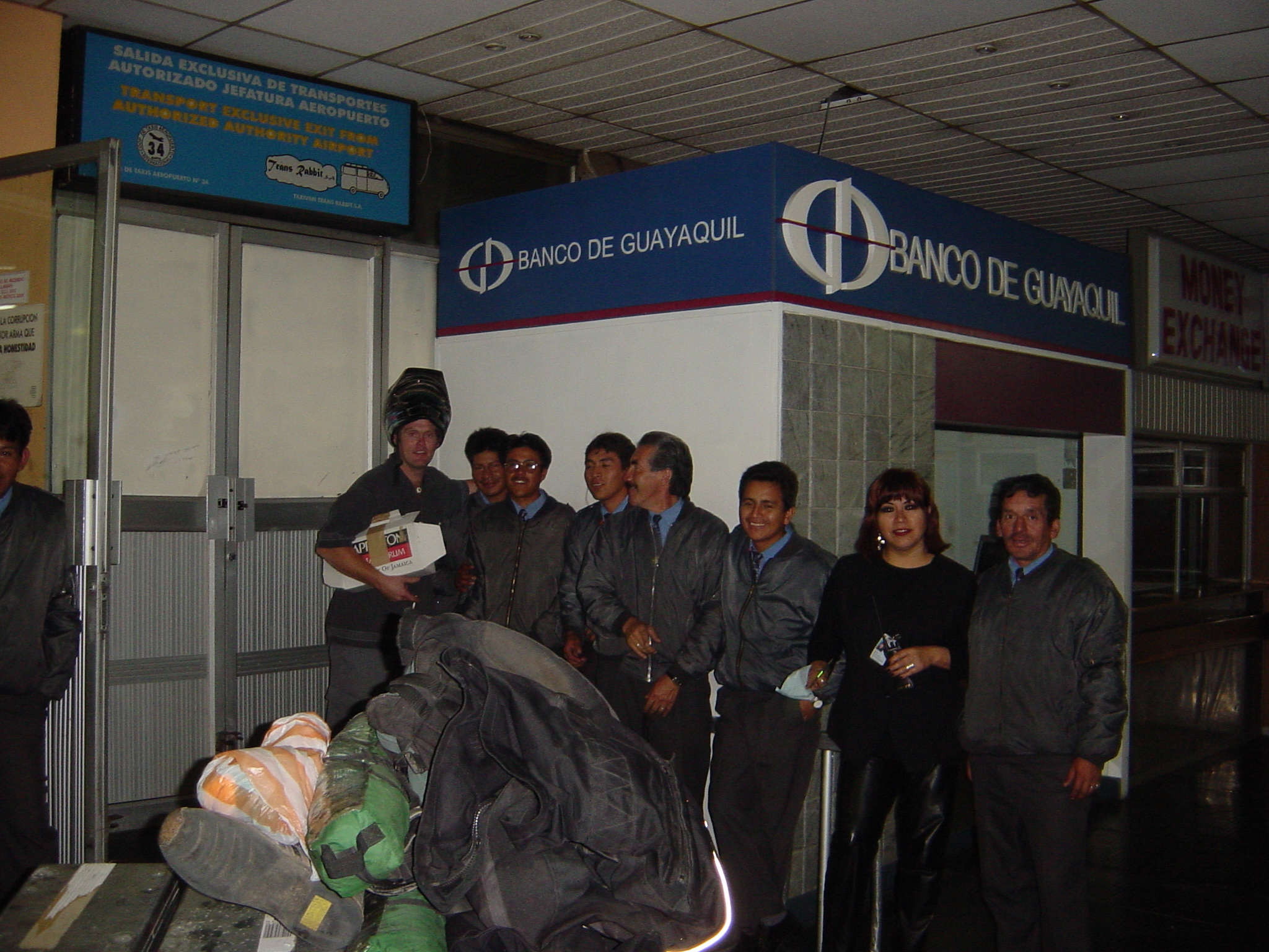 Not only did the ground crew want photos with the Goneriden crew, the office staff did as well 