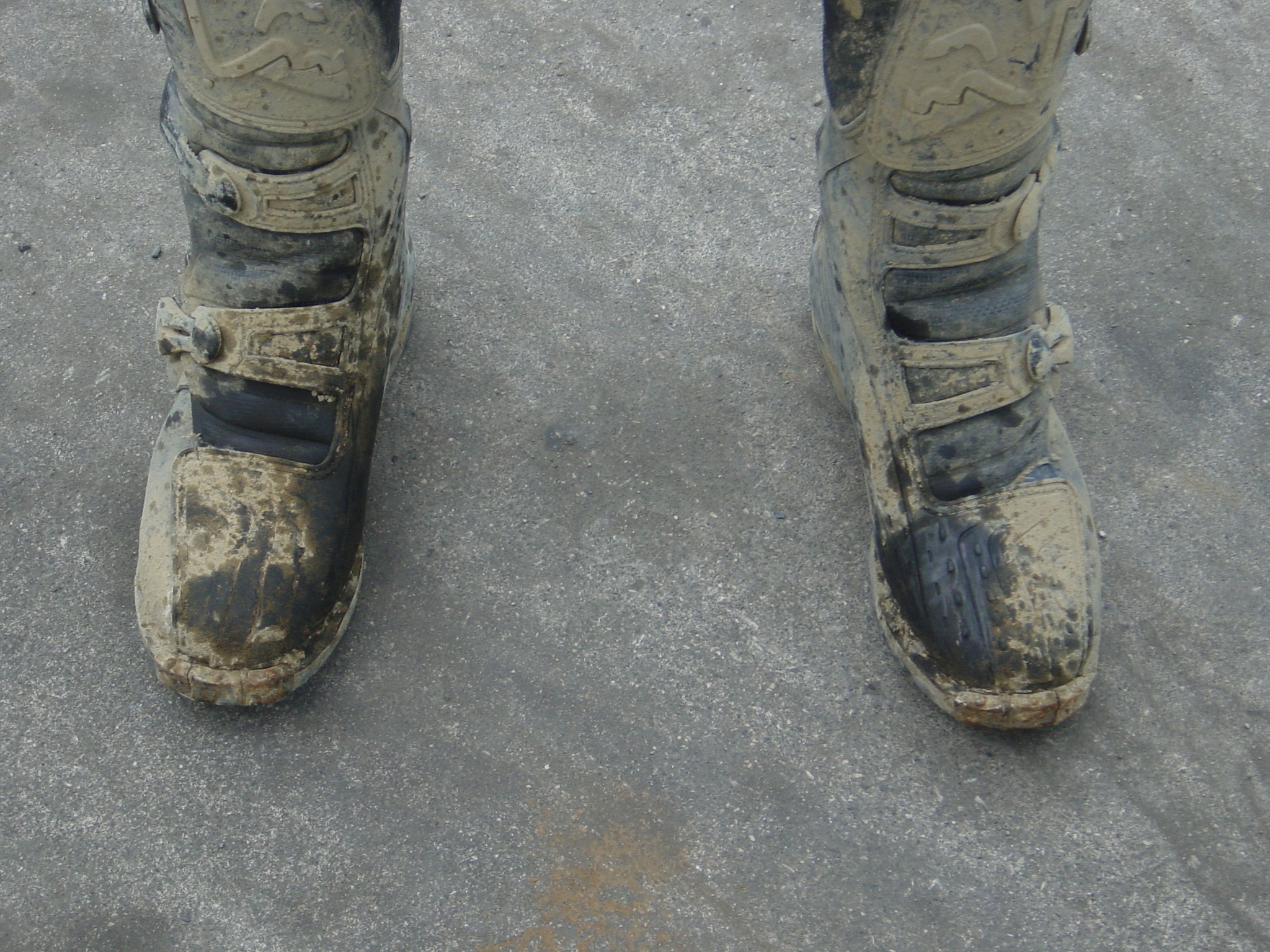 Oil leaking from the front forks was significant enough to blow back onto my riding boots 