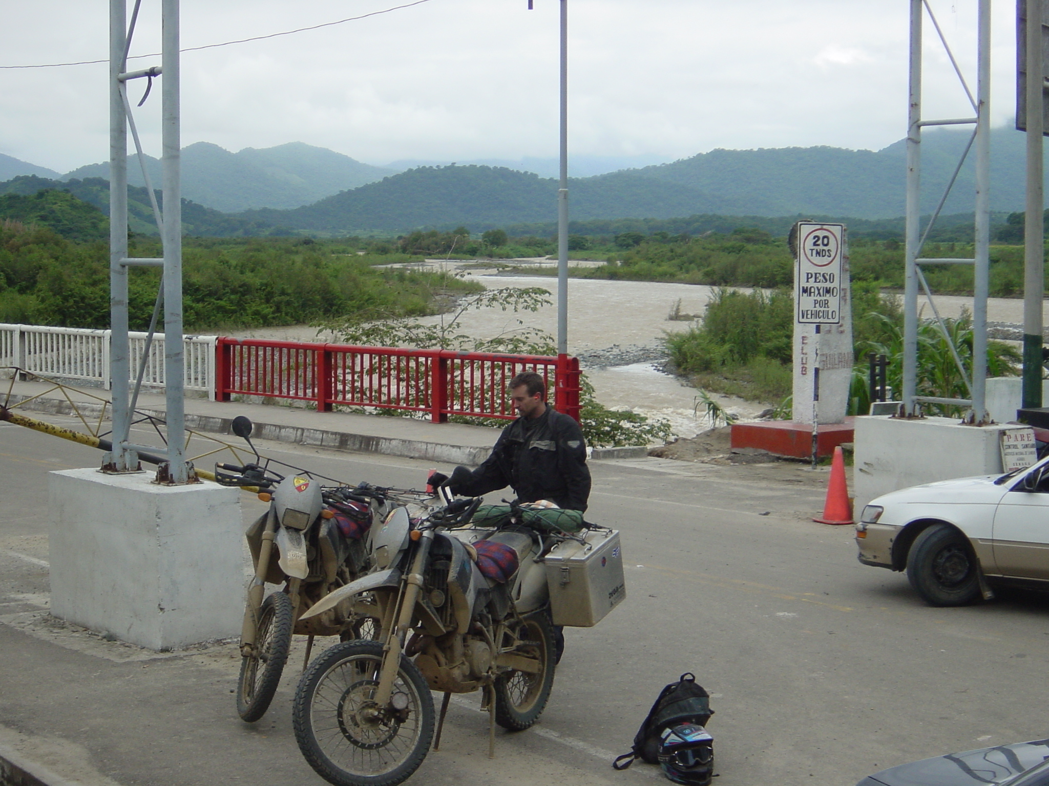 Arrived at the border with Peru