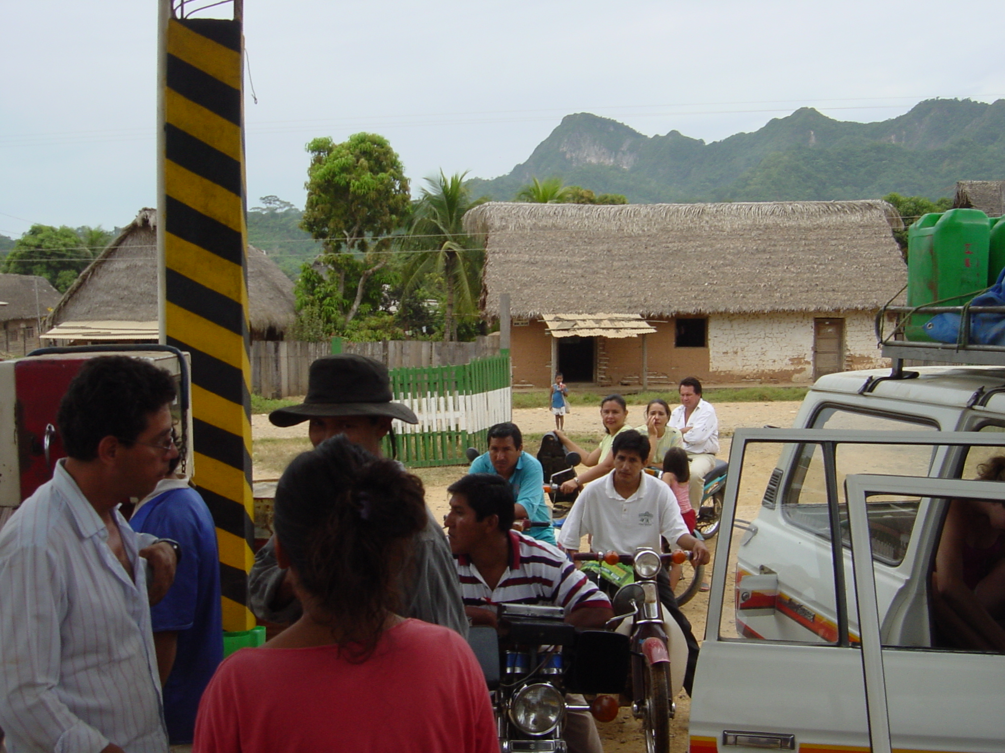 Line for fuel in Amazon