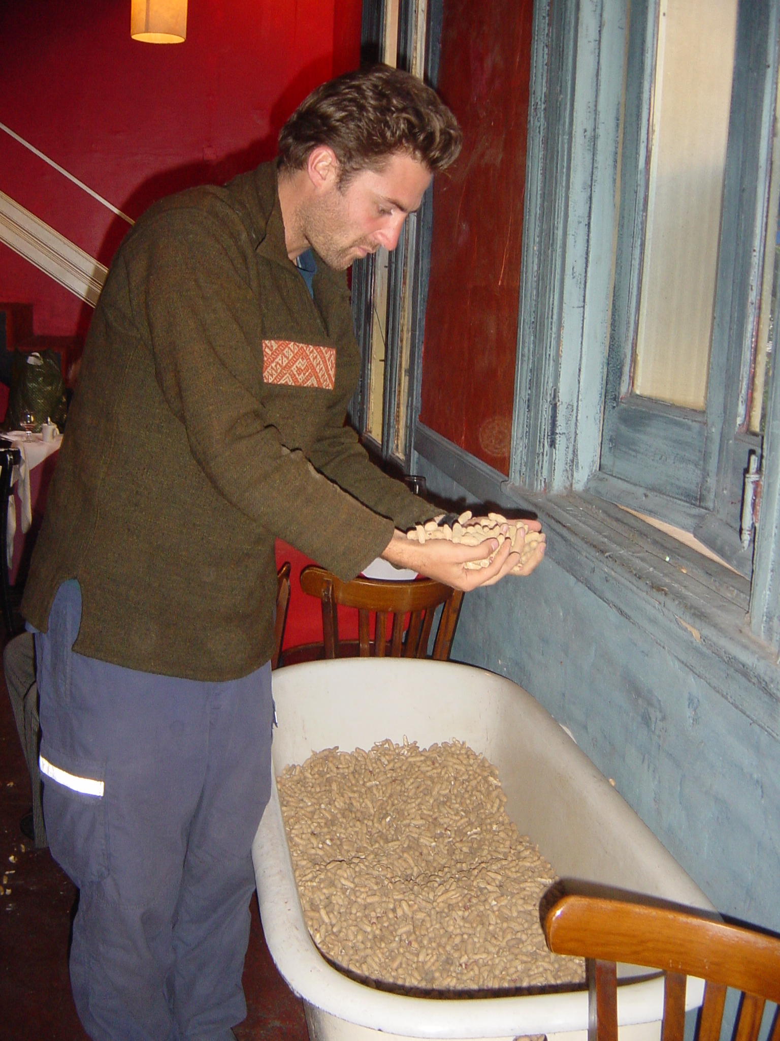 so many peanuts