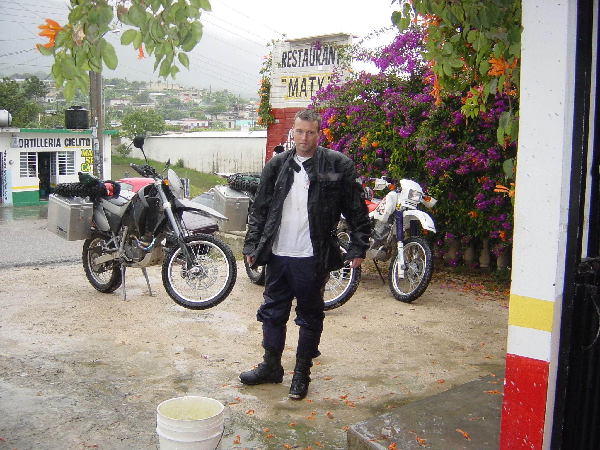 Lunch stop and lots and lots of rain